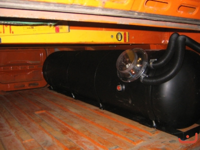 Prins VSI Autogasanlage - Zylindertank Ladefläche